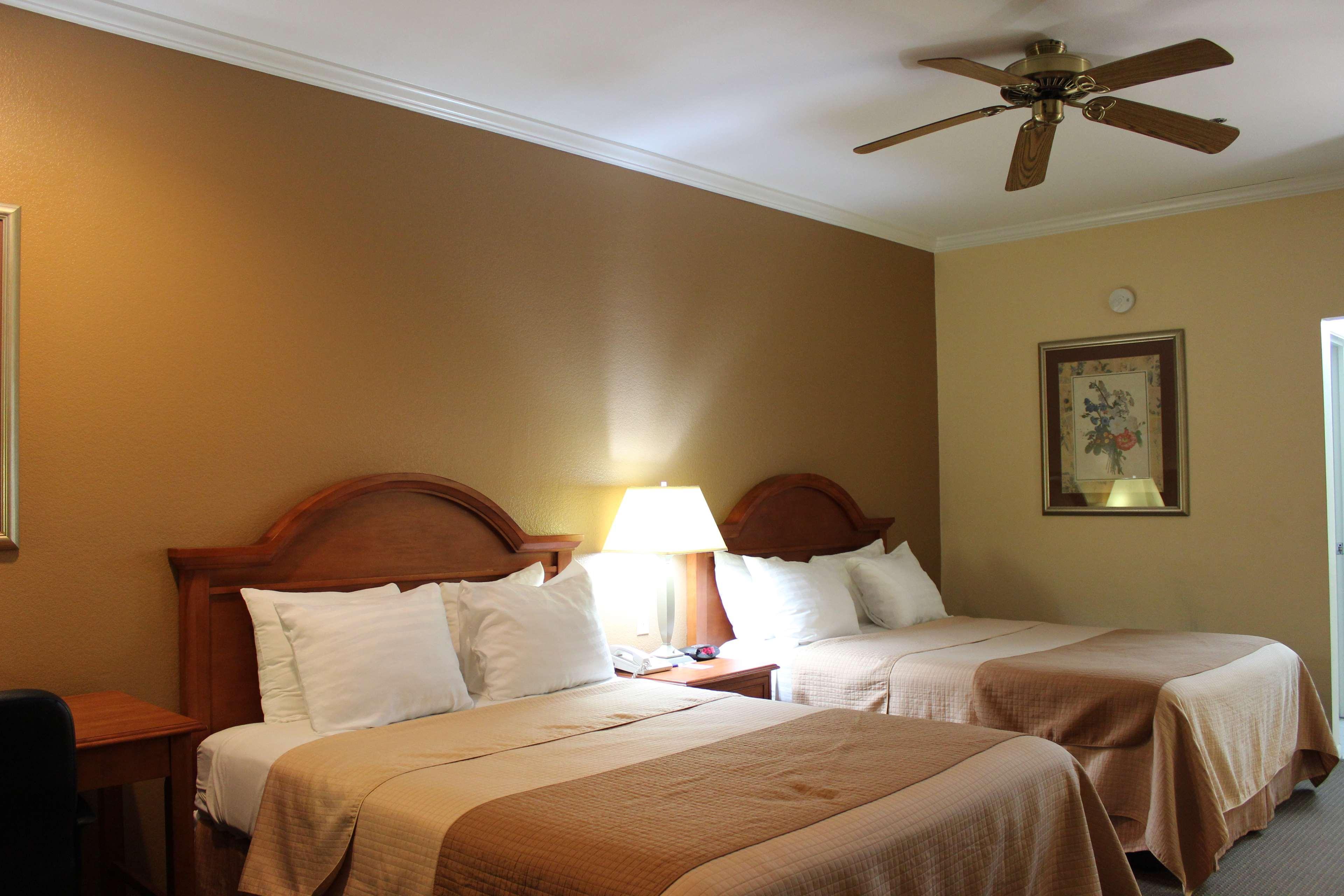 Inn Of Navasota Hotel Bagian luar foto