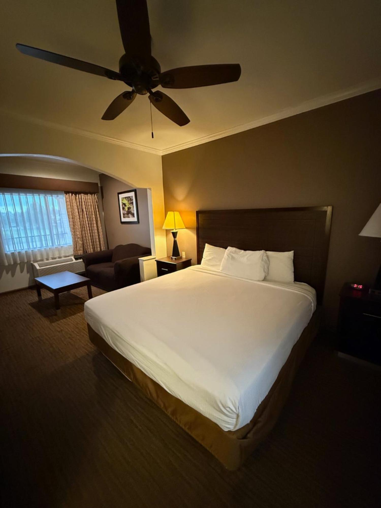 Inn Of Navasota Hotel Bagian luar foto