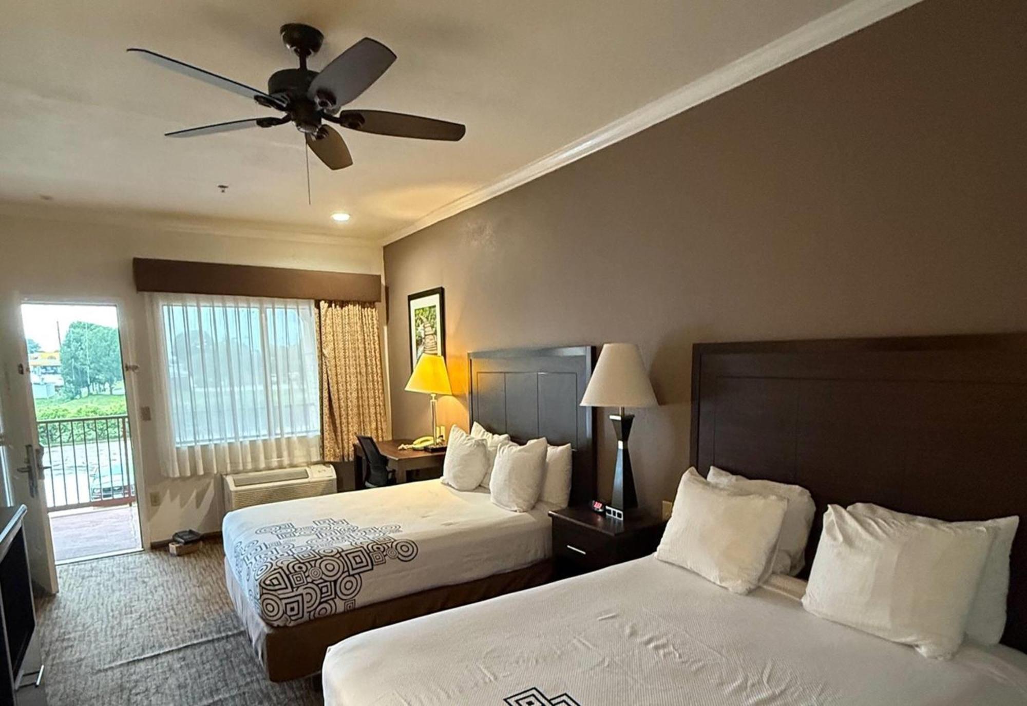 Inn Of Navasota Hotel Bagian luar foto